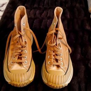 Converse platform hightop